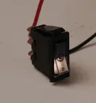 LÜLITI MUST 20A 12V 