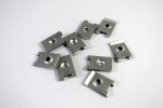 Plekkseib (sobivus: kaitse mootorikate; palju kasutusviise; pamper, arv pakend: 10 tk., plekiseib, plekimutter paigaldus) AUDI; BMW; FORD; MERCEDES; SEAT; SKODA; VW OPEL ASTRA F 04.88-01.05