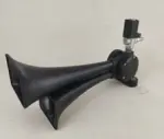 trumpet horn un-ah-048