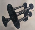 trumpet horn un-ah-060