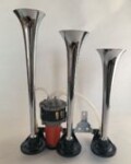 trumpet horn un-ah-081